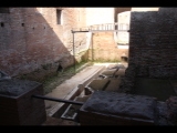 03477 ostia - regio i - insula iii - caseggiato di diana (i,iii,3-4) - raum 28 (hof) gesehen vom gang (29).jpg